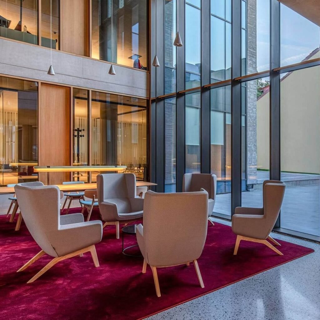 Arca Lounge Wing Chairs