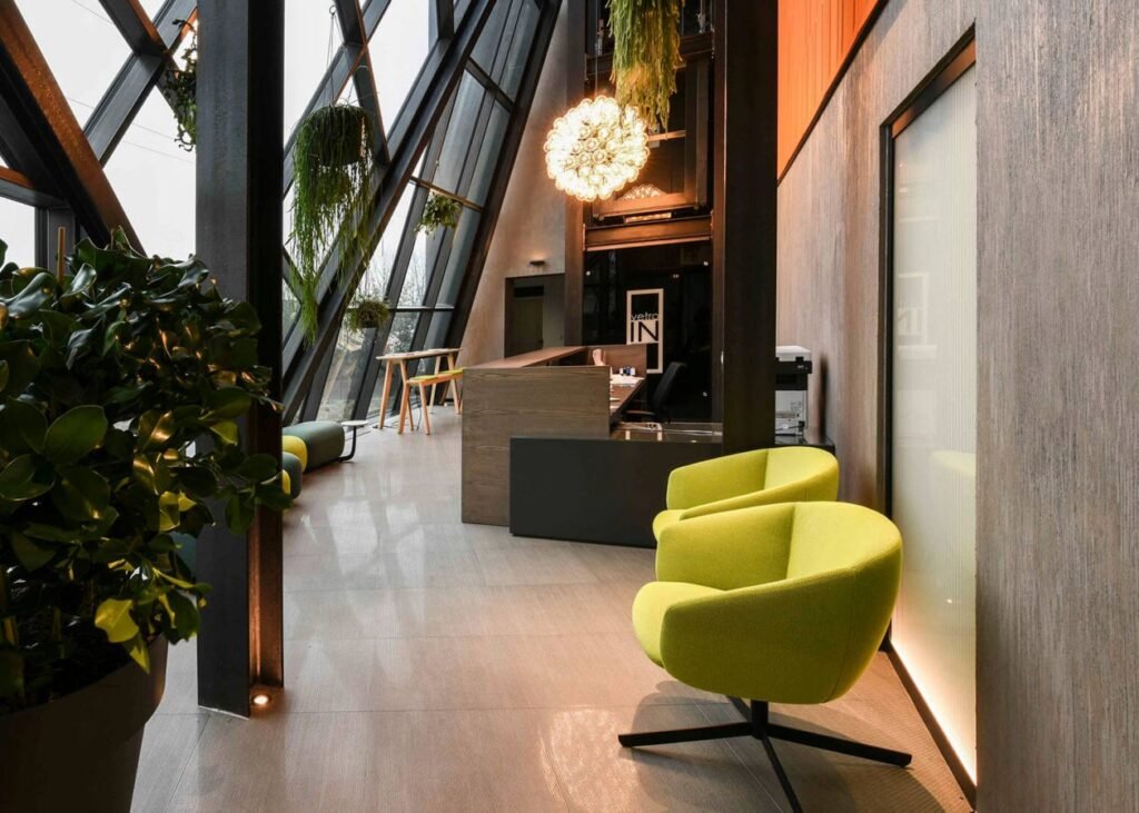 Not Swivel Lounge Chairs