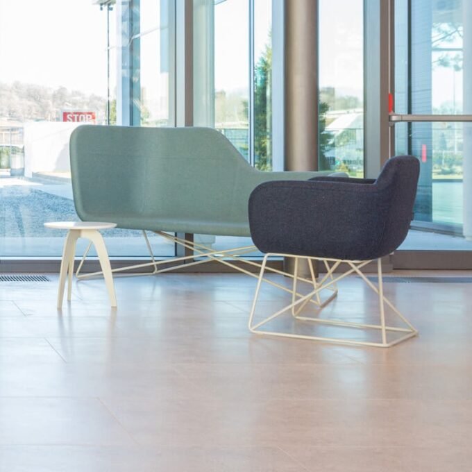 slight armchair - Image 2