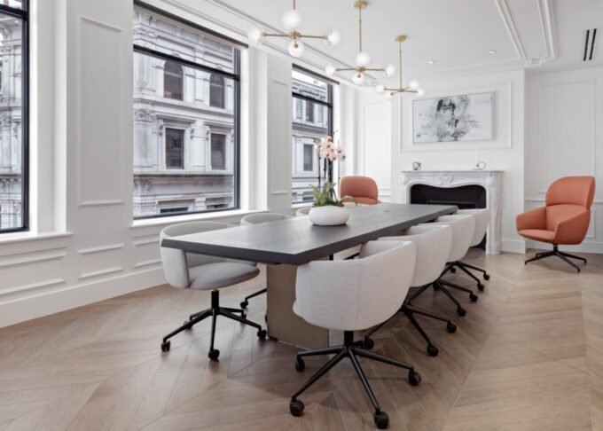 not chair on casters - Image 2