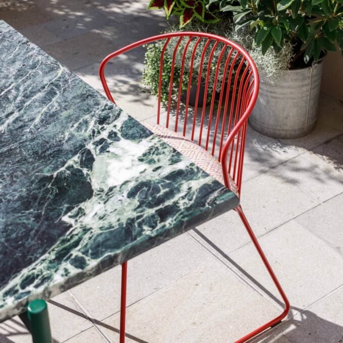 not out chair - Image 2
