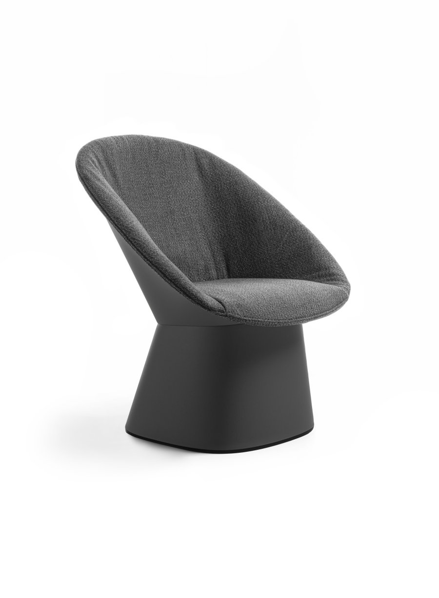 https://nuansdesign.com/wp-content/uploads/2022/03/Sensu_Outdoor_Lounge_Chair_Nuans_TOOU_Design_15.jpg