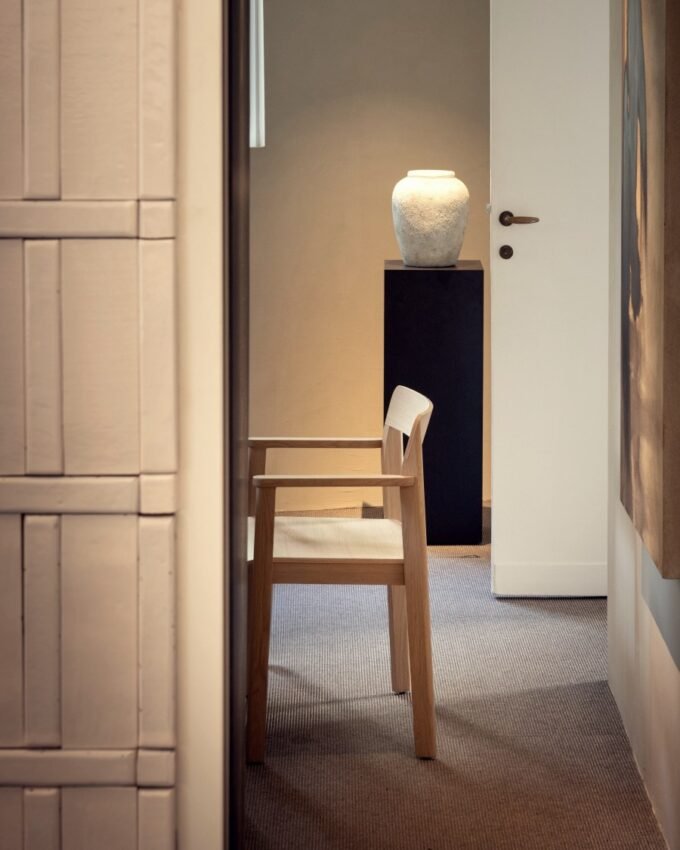lisa armchair - Image 2